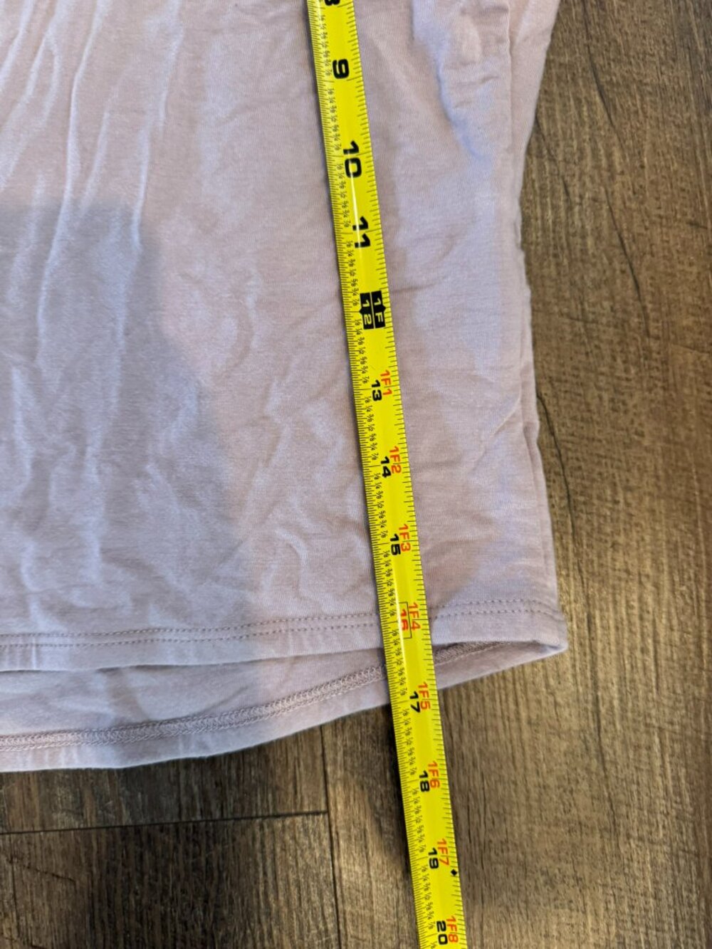 Be Cool Basic V-Neck Lilac Light Purple Cropped Tank Top - Women's Size Medium - Picture 4 of 5
